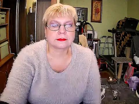 LOLA8888 online show from 10-26-25, 12:05