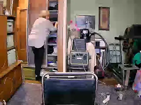 LOLA8888 online show from 11-11-25, 11:38