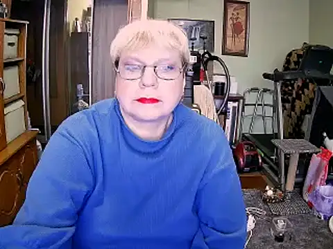 LOLA8888 online show from 10-28-25, 11:53