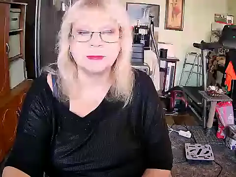 LOLA8888 online show from 09-27-25, 11:16