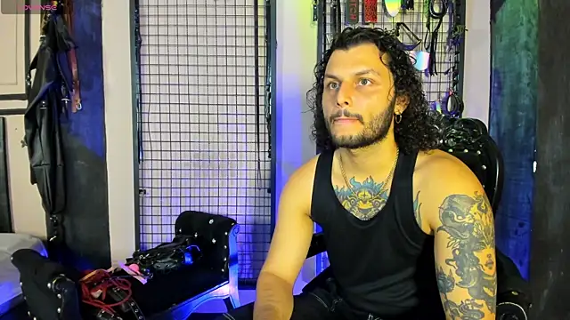 Twisted Fantasy online show from 10-10-25, 05:08