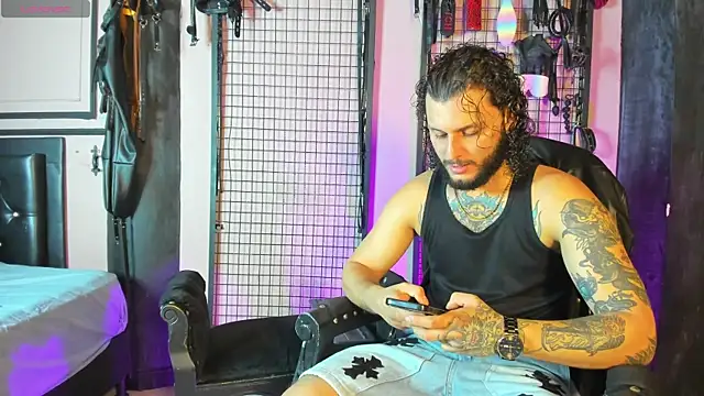 Twisted Fantasy online show from 09-20-25, 05:34