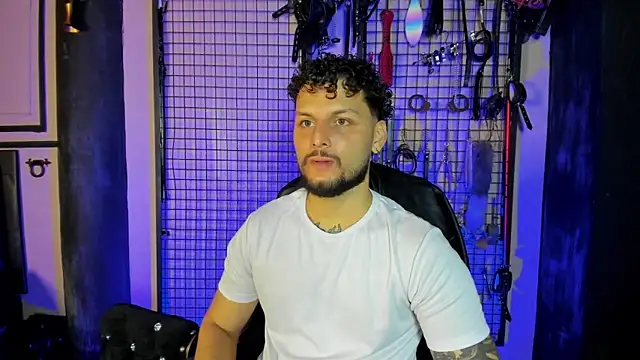 Twisted Fantasy online show from 03-27-26, 03:37