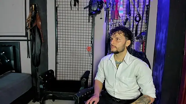 Twisted Fantasy online show from 04-14-26, 03:00