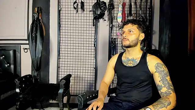 Twisted Fantasy online show from 02-10-26, 03:49