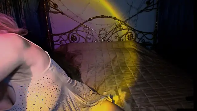 Radmila Queen  online show from 11-29-25, 05:57