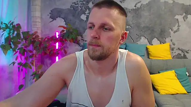 Snapshot of VikingChrisss chatting on 05-16-26, 10:36 VikingChrisss online show from 05-16-26, 10:36