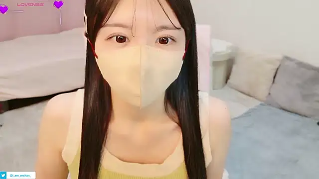 Snapshot of anchan_ chatting on 06-19-26, 01:06 anchan online show from 06-19-26, 01:06