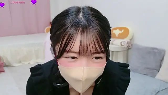 anchan  online show from 11-21-25, 01:43