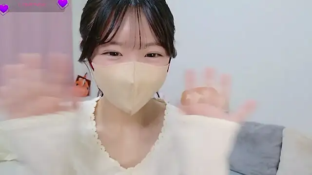 Snapshot of anchan_ chatting on 09-15-25, 02:17 anchan online show from 09-15-25, 02:17