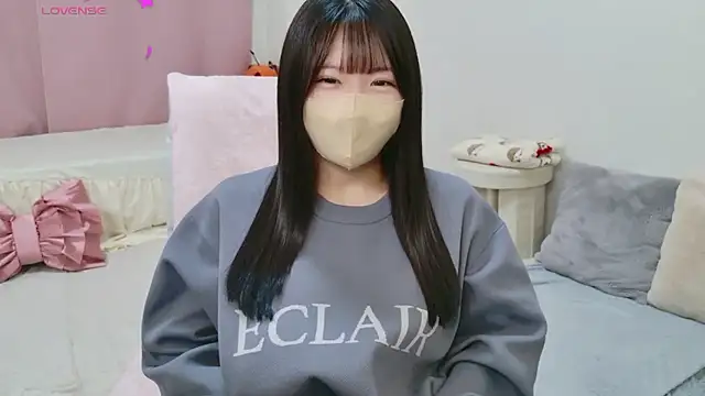 anchan  online show from 02-06-26, 01:40