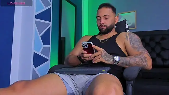 alex oficial online show from 02-28-26, 04:45