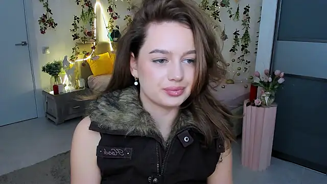 MiracleCurly online show from 02-11-26, 07:25