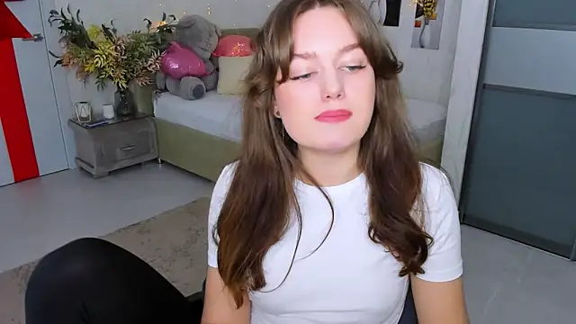 MiracleCurly online show from 03-16-25, 04:34