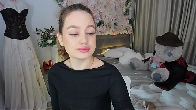 MiracleCurly online show from 11-06-25, 07:29