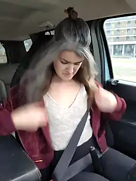 Lilmissvyx online show from 01-27-25, 04:22