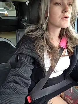 Lilmissvyx online show from 10-10-25, 03:24