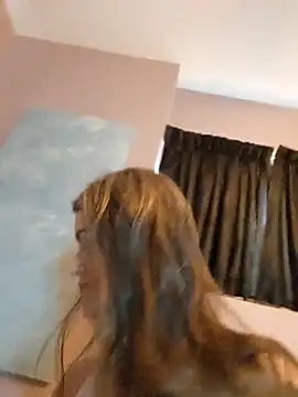 Lilmissvyx online show from 03-21-25, 01:02