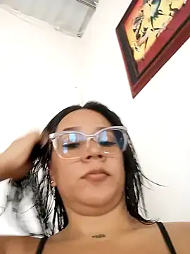 Snapshot of Cristel_Shop chatting on 01-29-25, 08:14 Cristel Shop online show from 01-29-25, 08:14