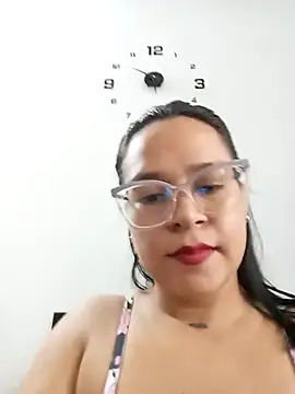 Snapshot of Cristel_Shop chatting on 02-07-25, 07:49 Cristel Shop online show from 02-07-25, 07:49