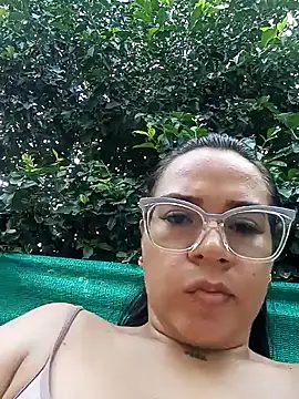 Snapshot of Cristel_Shop chatting on 12-31-24, 01:08 Cristel Shop online show from 12-31-24, 01:08