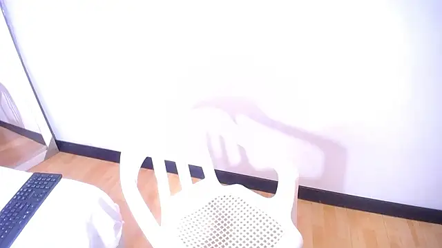 cock whisperer69  online show from 03-18-25, 07:22