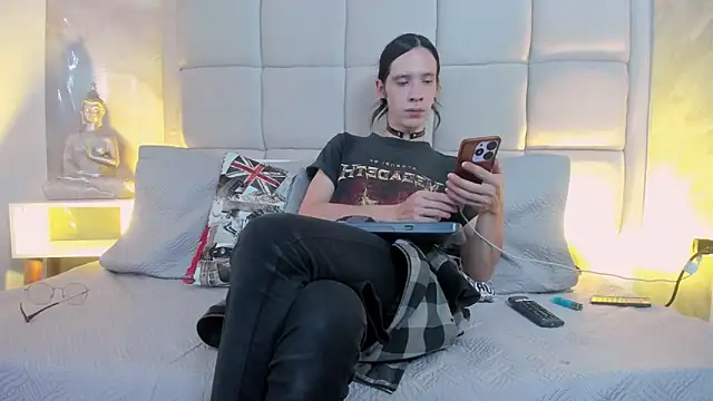 Hecatee 77 online show from 11-01-25, 07:52