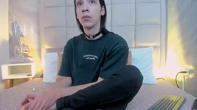 Hecatee 77 online show from 09-21-25, 07:52