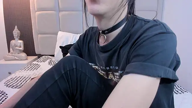 Hecatee 77 online show from 03-21-25, 07:35