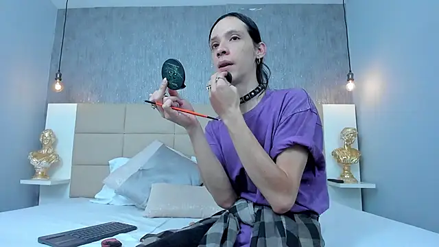 Hecatee 77 online show from 03-21-26, 07:51