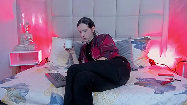 Hecatee 77 online show from 01-09-26, 08:27