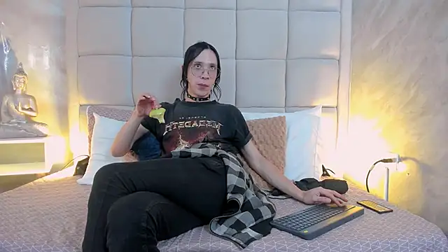 Hecatee 77 online show from 10-02-25, 07:39