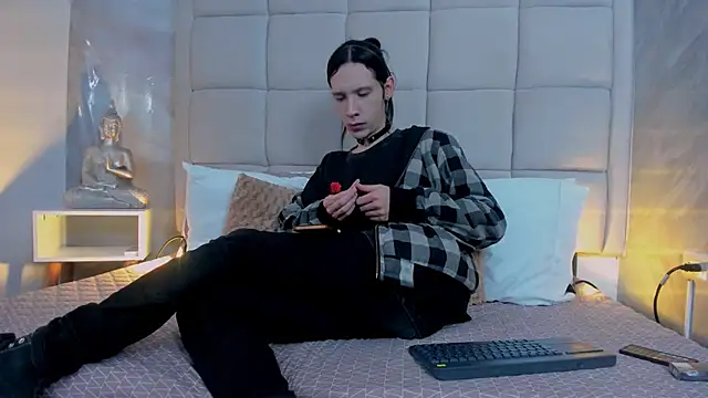 Hecatee 77 online show from 10-01-25, 08:24