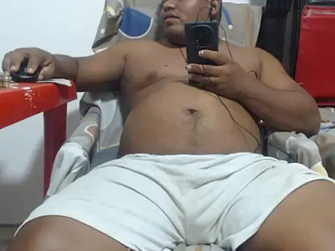 PONSE LATINO online show from 10-31-25, 02:52