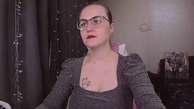 MissBrightShine online show from 01-12-26, 10:33