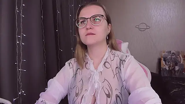 MissBrightShine online show from 10-28-25, 10:25