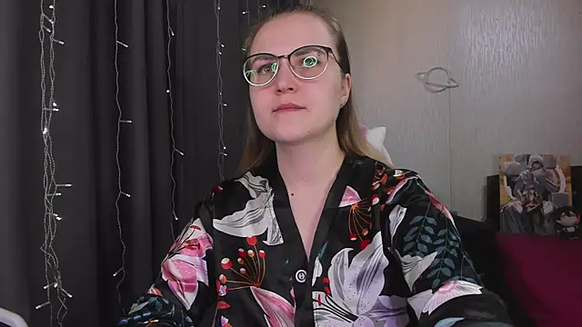 MissBrightShine online show from 02-18-26, 12:23