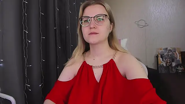 MissBrightShine online show from 04-18-26, 12:18