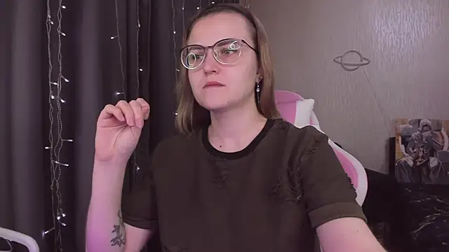 MissBrightShine online show from 10-24-25, 10:58