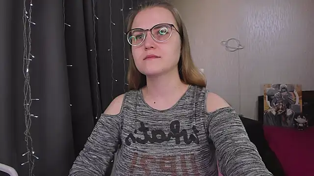 MissBrightShine online show from 02-13-26, 10:59