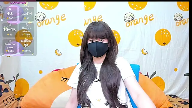 alonelove   online show from 10-21-25, 02:00