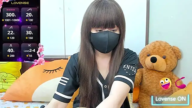 alonelove   online show from 06-20-26, 02:38