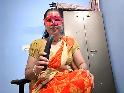 Snapshot of SANJU5888 chatting on 04-21-26, 04:30 SANJU5888 online show from 04-21-26, 04:30