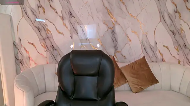 LisaMonroe  online show from 12-02-25, 11:56