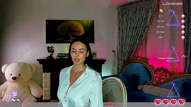 Snapshot of Black-Mamba- chatting on 05-27-26, 05:53 Black-Mamba- online show from 05-27-26, 05:53
