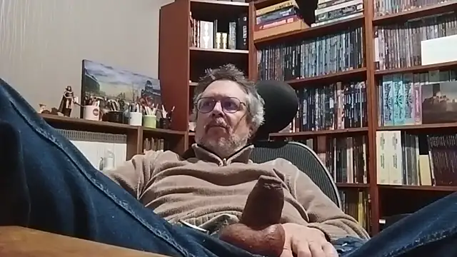 Mandra is a whore online show from 10-27-25, 10:44