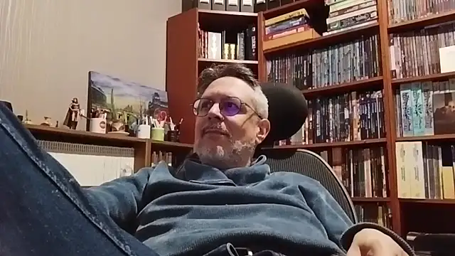 Mandra is a whore online show from 11-21-25, 10:20