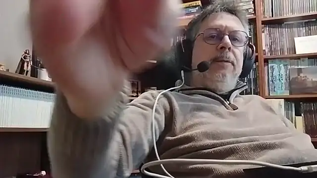 Mandra is a whore online show from 01-09-26, 08:43