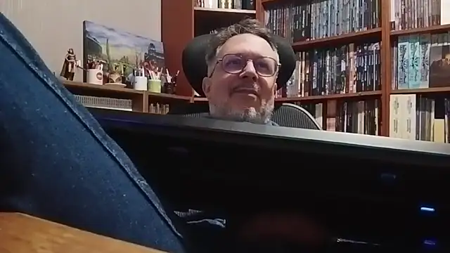 Mandra is a whore online show from 11-17-25, 10:36