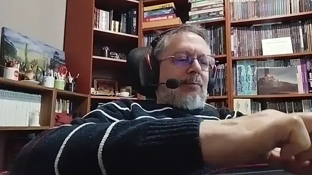 Mandra is a whore online show from 11-28-25, 08:47